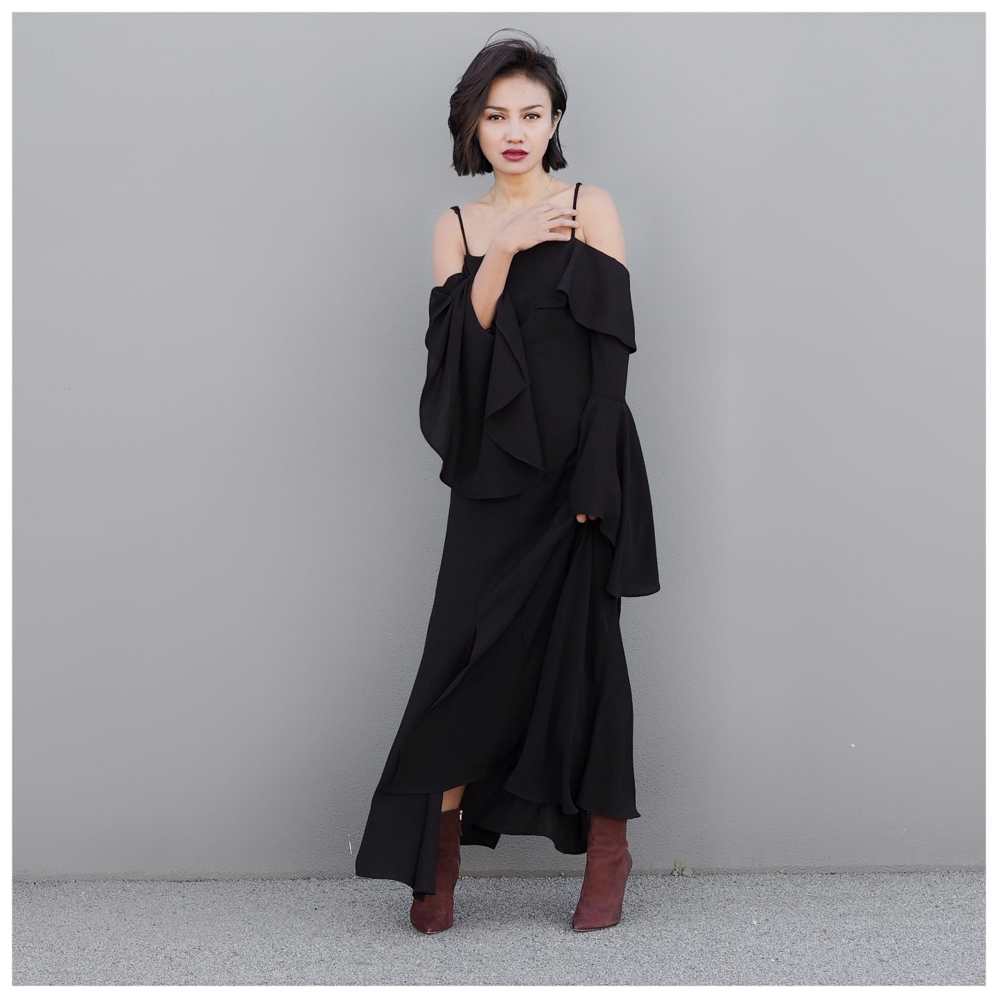 Fashion Bunker Black Midi Dress